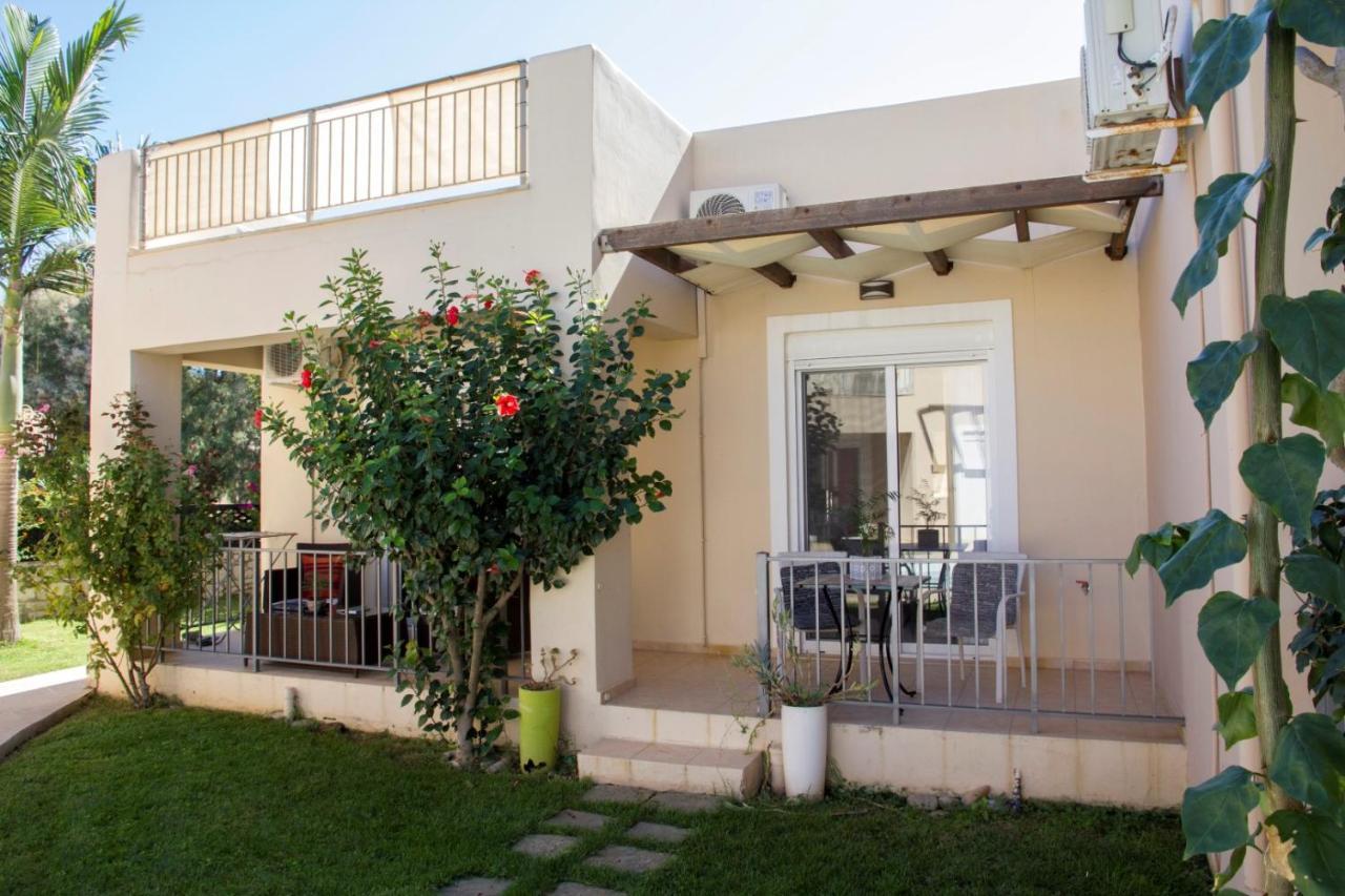 Villa Nopigia Homeleader Bagian luar foto