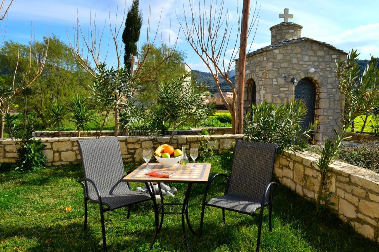 Villa Nopigia Homeleader Bagian luar foto