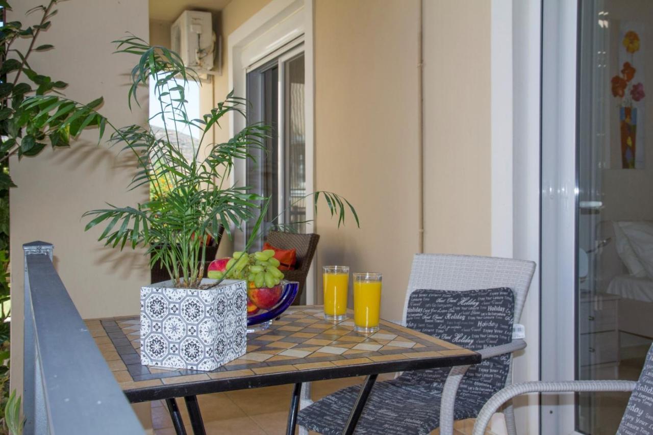 Villa Nopigia Homeleader Bagian luar foto