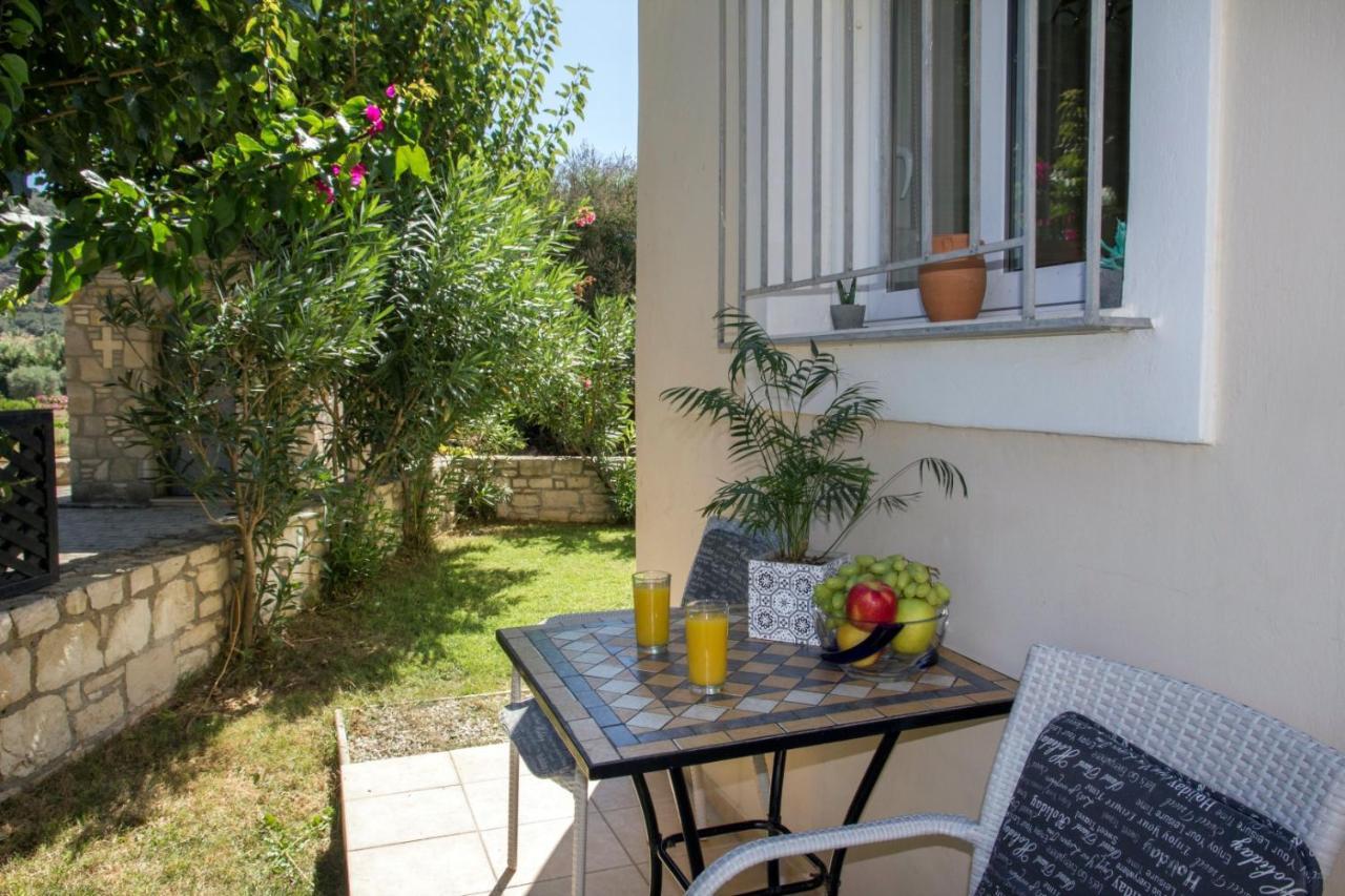 Villa Nopigia Homeleader Bagian luar foto